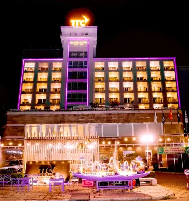 TTC Hotel – Premium Can Tho Xung quanh Photos