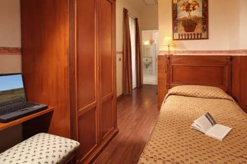 Hotel Alessandrino Rooms Photos