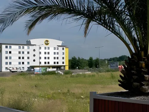 B&B HOTEL Oberhausen am Centro Allmänna utrymmen Photos