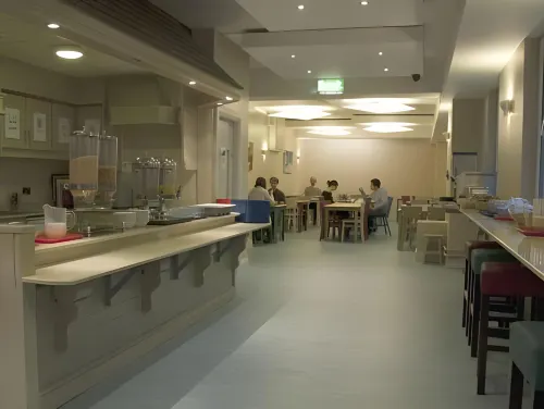 Kinlay Hostel Eyre Square Restauration Photos