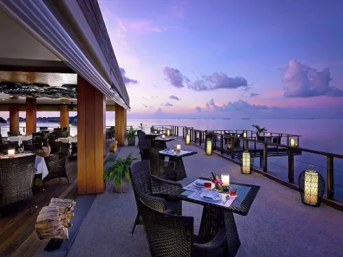 Dusit Thani Maldives Restauration Photos