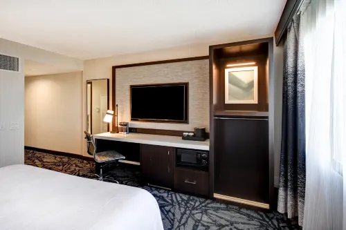 Embassy Suites by Hilton Santa Clara Silicon Valley Rooms Photos