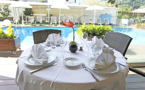 Best Western Hotel Mediterraneo, Castelldefels Restauration Photos
