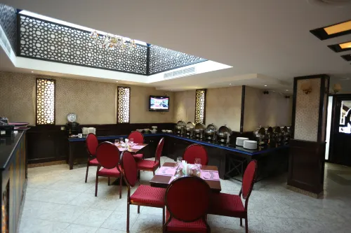 Panorama Hotel Bur Dubai Dining Photos