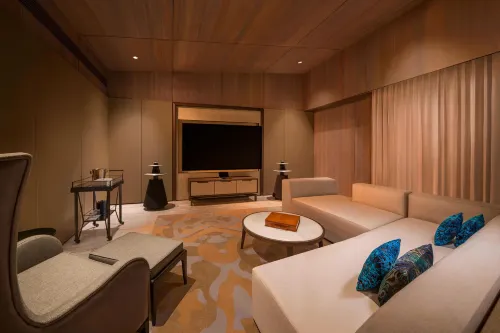 The St. Regis Maldives Vommuli Resort Rum Photos