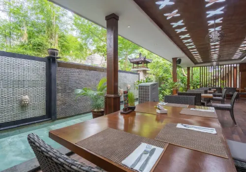 Grand Whiz Hotel Nusa Dua Bali Питание Photos