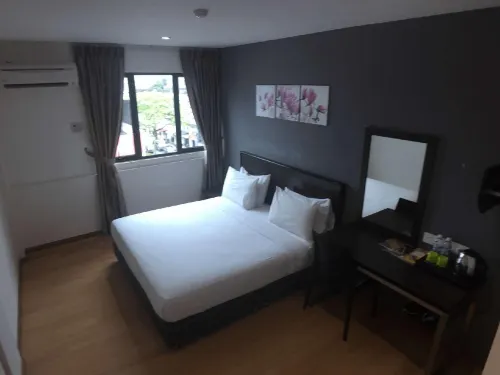 Padungan Hotel Chambres Photos