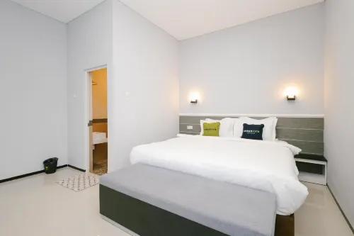 Urbanview B Syariah Lumajang by RedDoorz Kamar Photos