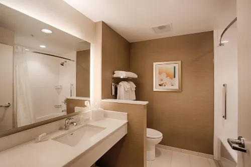 Fairfield Inn & Suites Clearwater Beach Rooms Photos