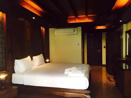 JJ Residence Rooms Photos