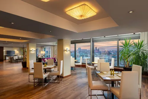 Radisson Blu Hotel Bucharest Restauration Photos