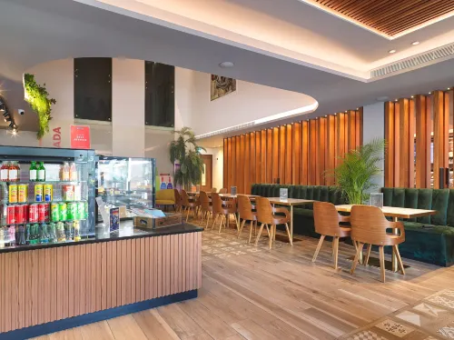 Leonardo Boutique Hotel Larnaca Dining Photos