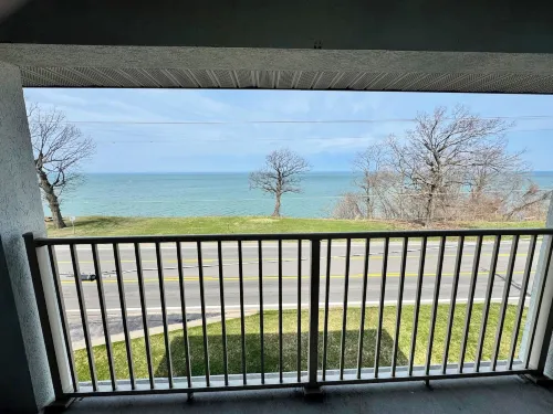 Holiday Inn Express & Suites St. Joseph Lakefront Circondario Photos