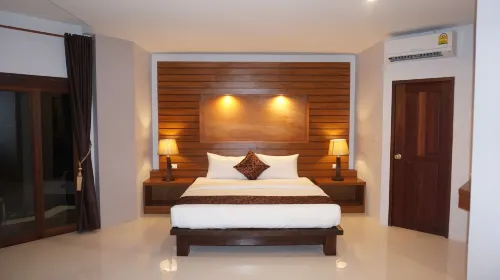 Lanta Intanin Resort Zimmer Photos