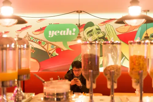 Yeah Barcelona Hostel Restauration Photos
