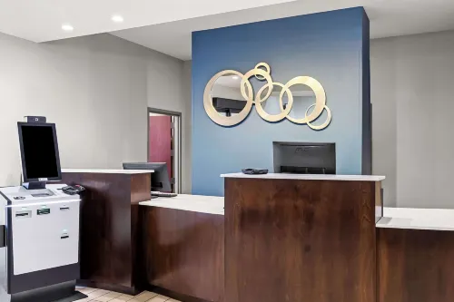 Best Western St. Louis Airport North Hotel  Suites Espaces publics Photos