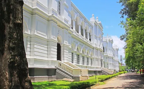 Fairway Colombo - Sri Lanka's First Hotel With Robot Technology Exterior Photos