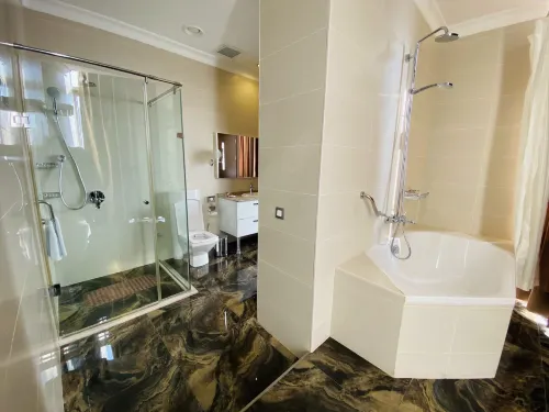 Parkside Hotel & Apartments Photos