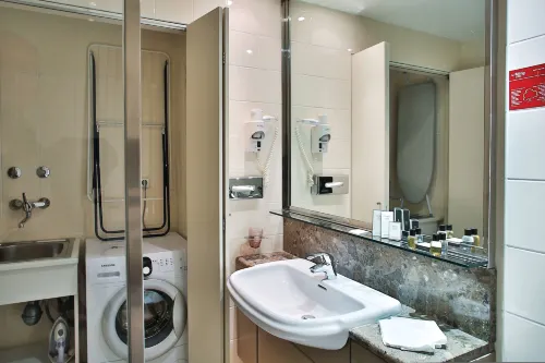 Adina Apartment Hotel Budapest Photos