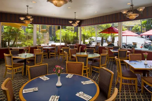 Best Western Seven Seas Restauration Photos