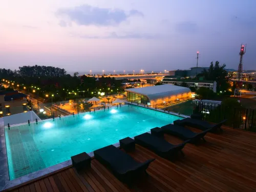 The Sixteenth Naiyang Beach Hotel Freizeit und Erholung Photos
