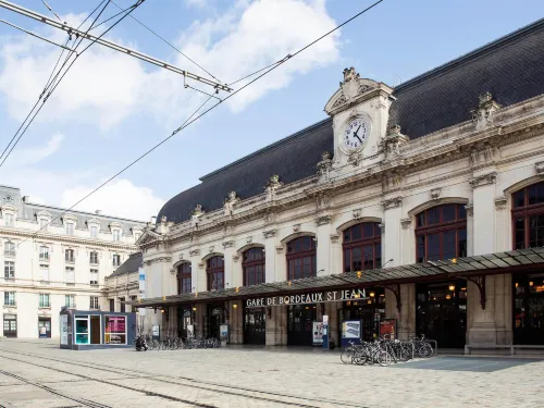 ibis Bordeaux Centre Mériadeck À proximité de l'hôtel Photos