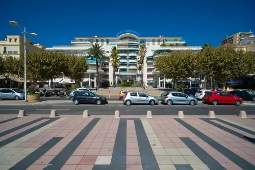 Mercure Saint Raphael Centre Plage À proximité de l'hôtel Photos