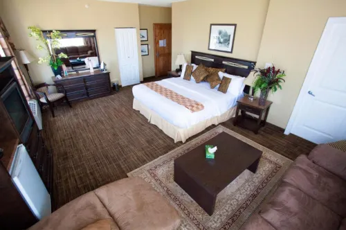 Days Inn by Wyndham Surrey Photos
