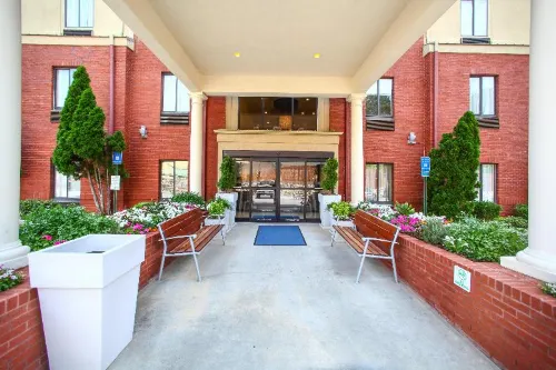 Holiday Inn Express & Suites Atlanta-Emory University Area Near Hotel Photos