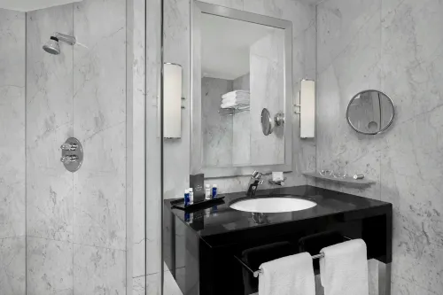 The Park Tower Knightsbridge, a Luxury Collection Hotel, London Chambres Photos