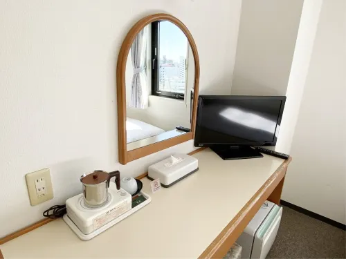 Smile Hotel Kitaasaka Kamar Photos
