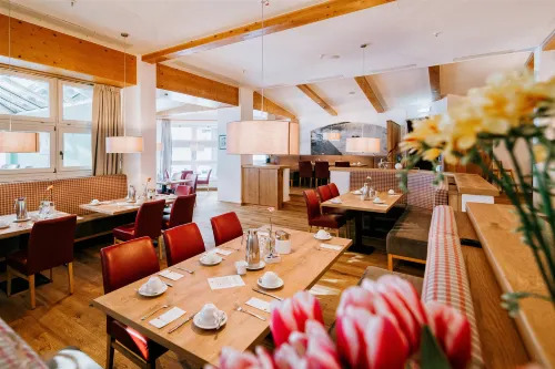 Riessersee Hotel Dining Photos