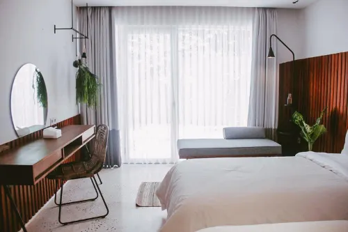 Blackbird Hotel Photos