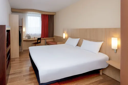 Ibis Lille Centre Gares Huoneet Photos