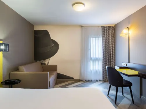Ibis Styles Nice Vieux-Port Huoneet Photos
