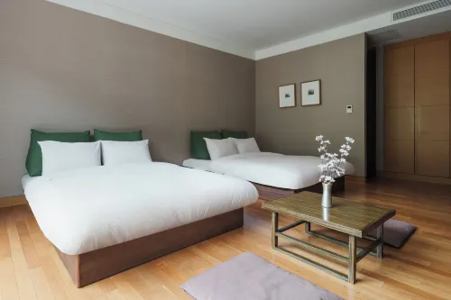 The Suites Hotel Namwon Zimmer Photos