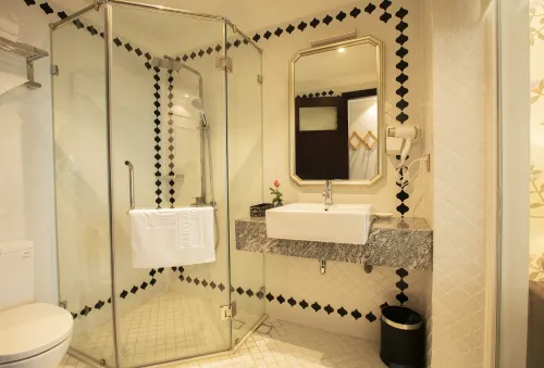 Golden Legend Boutique Hotel & Travel Rooms Photos
