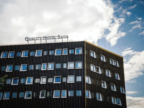 Quality Hotel Saga Exteriör Photos