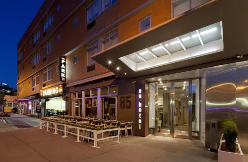 NU Hotel Extérieur Photos