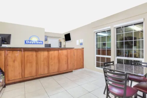 Days Inn by Wyndham Turlock Aree comuni Photos