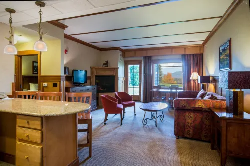 Crowne Plaza Lake Placid Rooms Photos