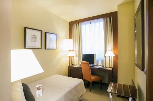 Hotel Nuevo Madrid Photos