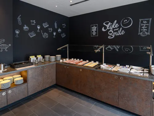 Ibis Styles Magdeburg Restauration Photos