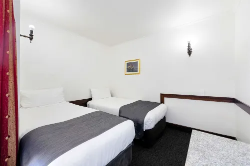 Quality Hotel Colonial Launceston Rooms Photos