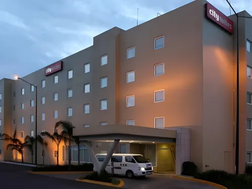 City Express Suites by Marriott Querétaro Extérieur Photos