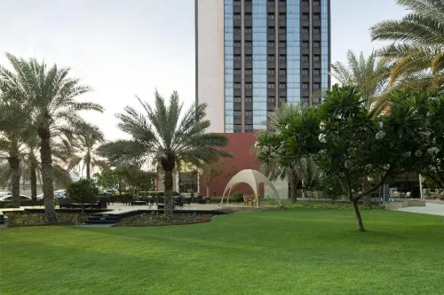 Sheraton Oman Hotel À proximité de l'hôtel Photos