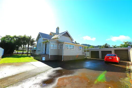 Regent Residential Villa Exterior Photos