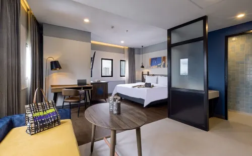 ARTOTEL Hub Simpang Temu Photos