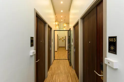 Bedever Bangkok Boutique Hotel - BTS Phra Khanong Öffentliche Flächen Photos