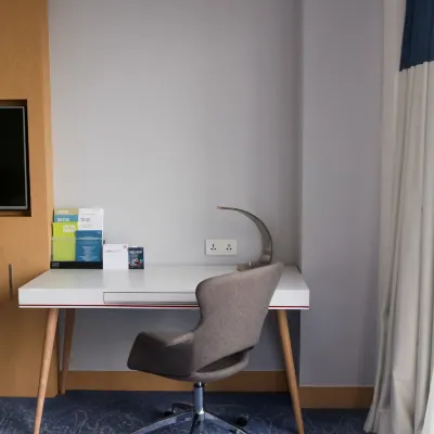 Four Points by Sheraton Surabaya, Tunjungan Plaza Rooms Photos